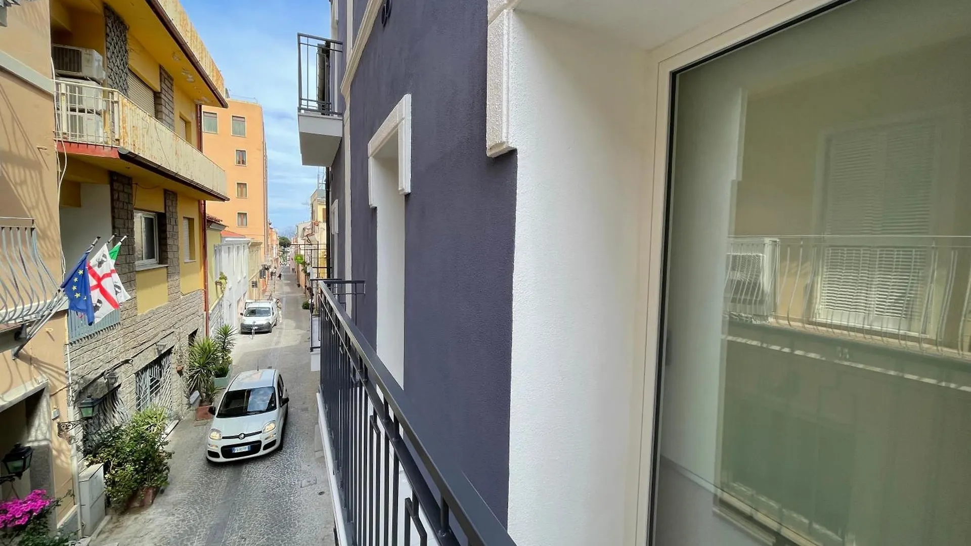 Superior 1Br Apartment - Fully Renovated & Equipped - Prime Location In Historical Centre - Garibaldi#2 - Free Parking Olbia