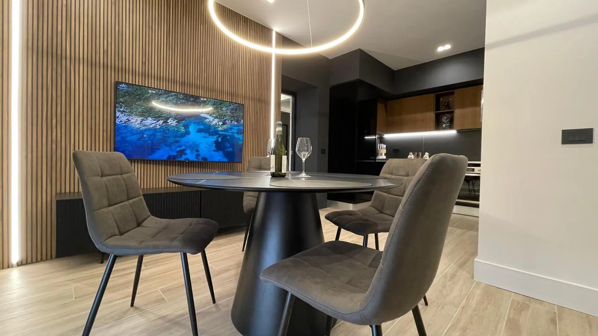 Superior 1Br Apartment - Fully Renovated & Equipped - Prime Location In Historical Centre - Garibaldi#2 - Free Parking Olbia Italy